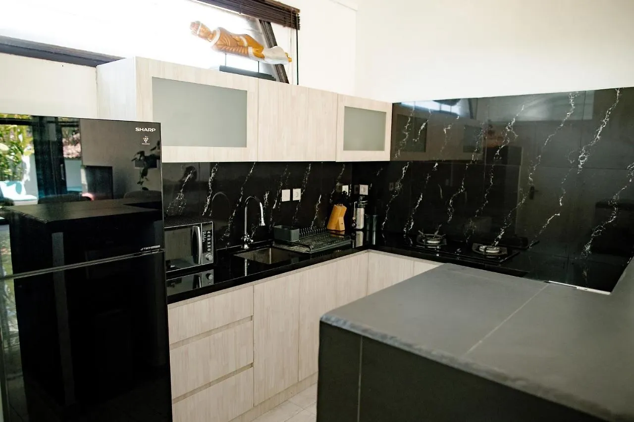 Saga Villas Oasis Семиньяк