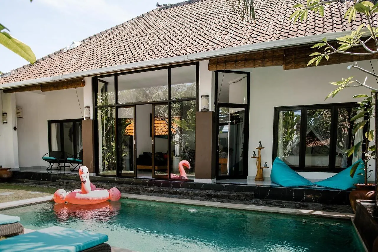 Saga Villas Oasis Семиньяк