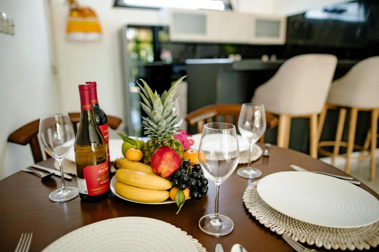 Saga Villas Oasis Семиньяк