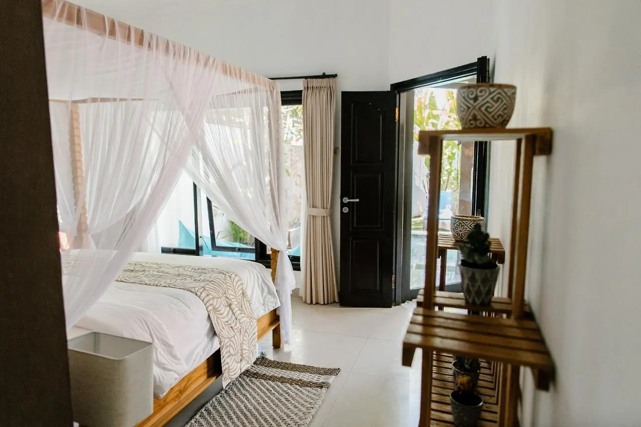 Saga Villas Oasis Семиньяк